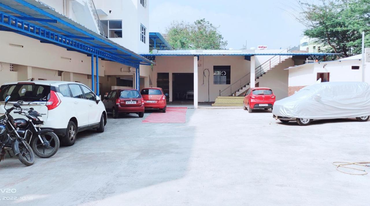 Mount View Residency Tiruttani Villa Thiruttani Eksteriør billede